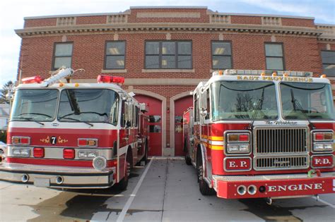 Reed Other Dignitaries Formally Reopen East Providence Fire Station 1