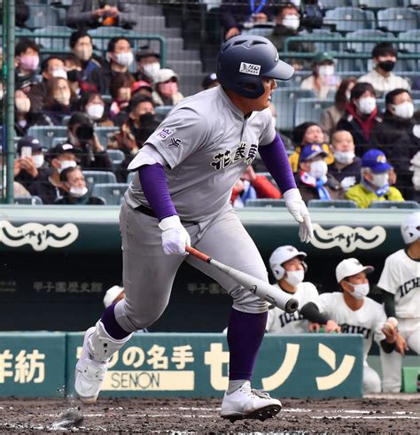 【センバツ】甲子園デビュー花巻東・佐々木麟太郎は敗戦に涙「責任を感じています」4打数無安打 センバツ写真ニュース 日刊スポーツ