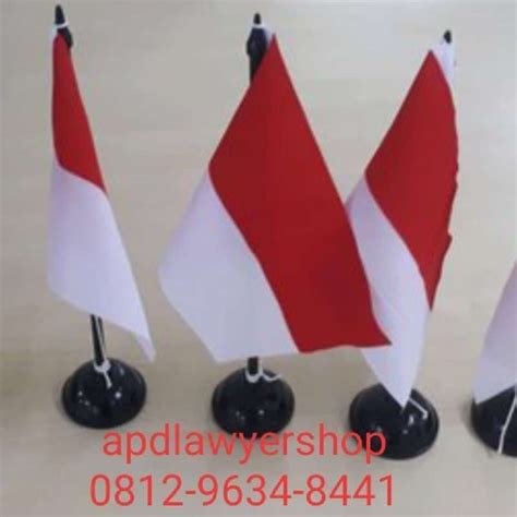 Jual Bendera Meja Merah Putih Indonesia Plus Tiang Kayu Dan Tatakan Di