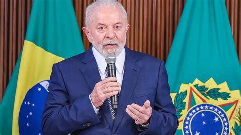 Lula Anuncia Expans O Do P De Meia Para Todo O Cad Nico R Dio Sampaio