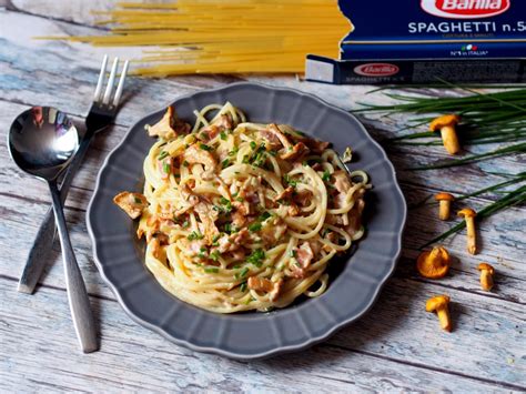 Spaghetti Carbonara Z Kurkami Boczkiem I Szczypiorkiem Barilla Cup