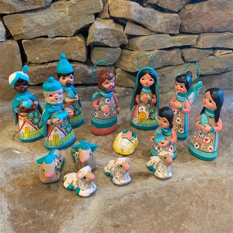 Mexican Nativity Set - Hand Crafted Clay Nativities Chico | MexDecor