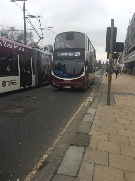 Lothian Buses Wright Eclipse Gemini Sn Aej Lothian Bu Flickr