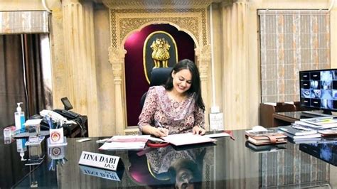 Ias Officer Tina Dabi Takes Charge As Jaisalmer Collector See Pics Of