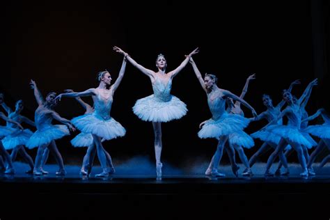 Pacific Northwest Ballet's Swan Lake | Seattle Refined