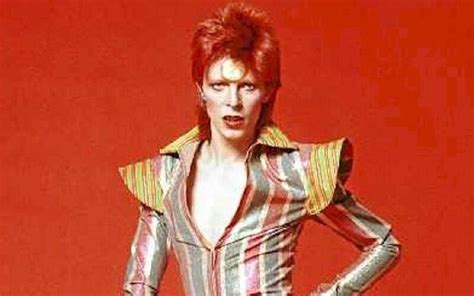 Museu de cera em Londres ganha estátua de David Bowie O Bom da Notícia