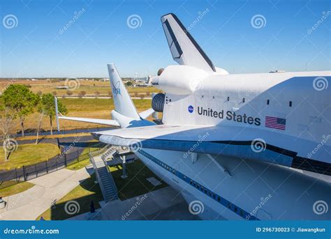 Space Shuttle in Johnson Space Center, Houston, TX, USA Editorial Stock ...