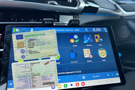 Rdw Nieuwe Chip In Kentekenbewijs Uitdaging Voor Taxisector Pitane Blue