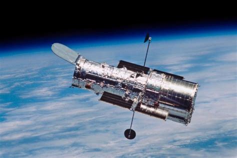 El telescopio Hubble detecta vapor de agua en la atmósfera de un