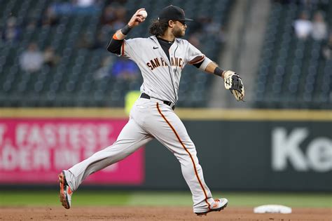 SF Giants sign Brandon Crawford to a two-year contract extension