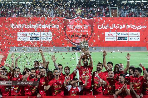 مرور اتفاقات آخرین تقابل گل‌گهر و پرسپولیس از برگزاری جشن قهرمانی و