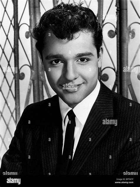 Sal mineo actor 1958 Black and White Stock Photos & Images - Alamy