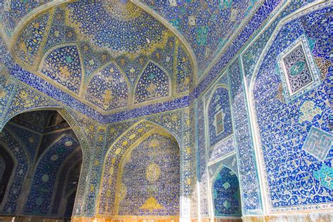 The Shah Mosque in Isfahan - Iran's Most Beautiful Mosque - Omnivagant