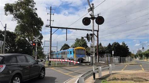 Wickham Worthing Road Moorabbin Vic LXRA Railway Crossing YouTube