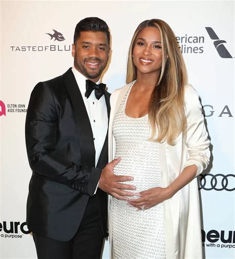 Pregnant Ciara and family strip off for intimate photo | Young Hollywood