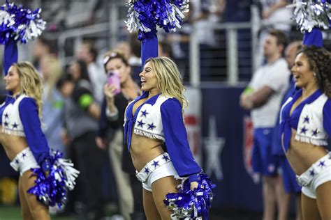 Dallas Cowboys Cheerleaders Halloween Photos Are Going Viral The Spun