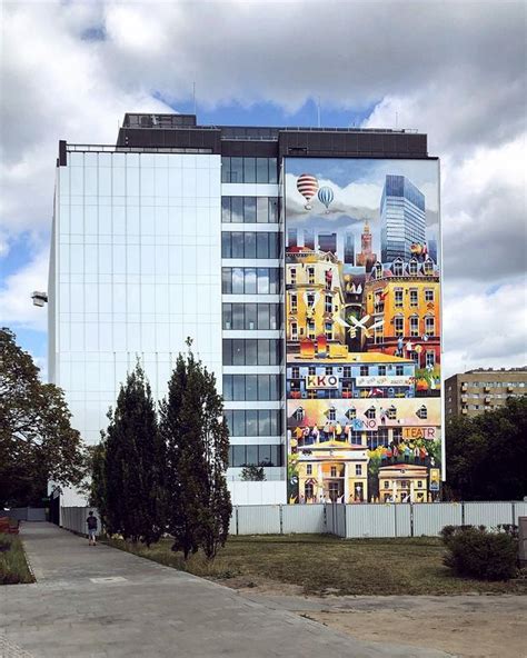 Nowa Atrakcja W Warszawie Powsta Niezwyk Y Mural Na Woli