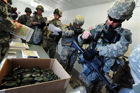 Parachute Infantryman Pfc Ethan Seidel A Native Of Nara Dvids