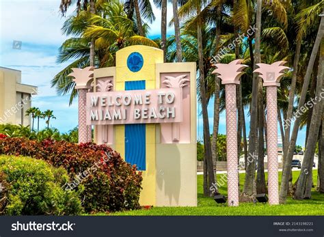 Welcome Miami Beach Road Sign Sunny Stock Photo 2143198221 | Shutterstock