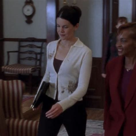 Pin On Gilmore Girls Outfits