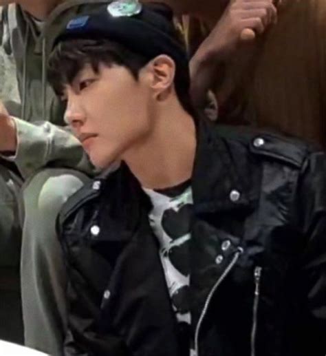 uarmyhope¹¹⁹ on Twitter Hoseok Jawline Jung hoseok