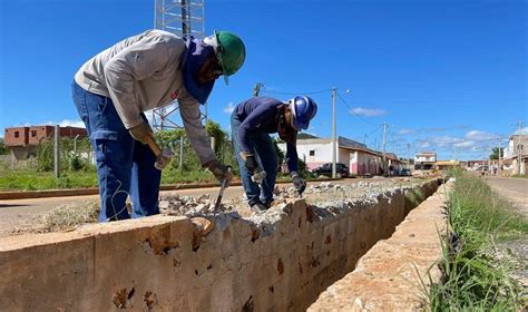 Prefeitura de Sento Sé requalifica Canal do Tombador e população