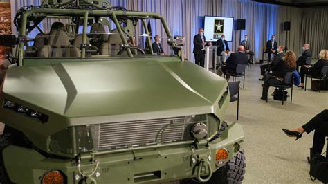 Gm Defense Builds Electric Isv For Army