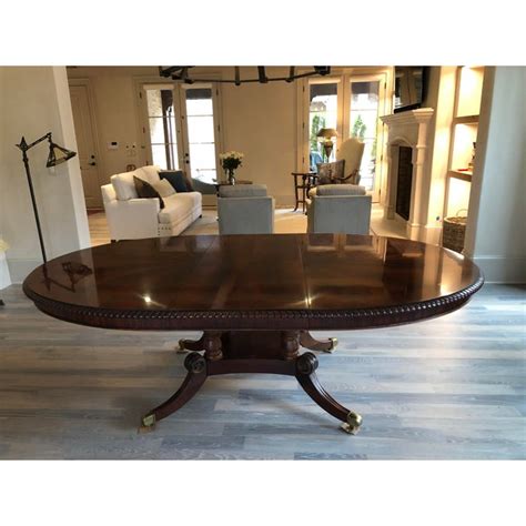 Traditional Henredon Pedestal Dining Table Chairish