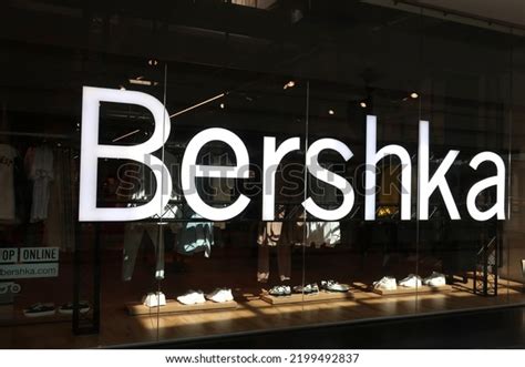 Bershka Signage Logo Clothing Retail Store Stock Photo 2199492837 ...