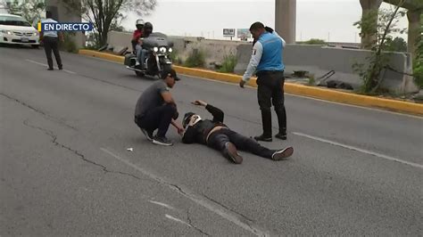 Motociclista resulta lesionado tras choque en Av Constitución NL