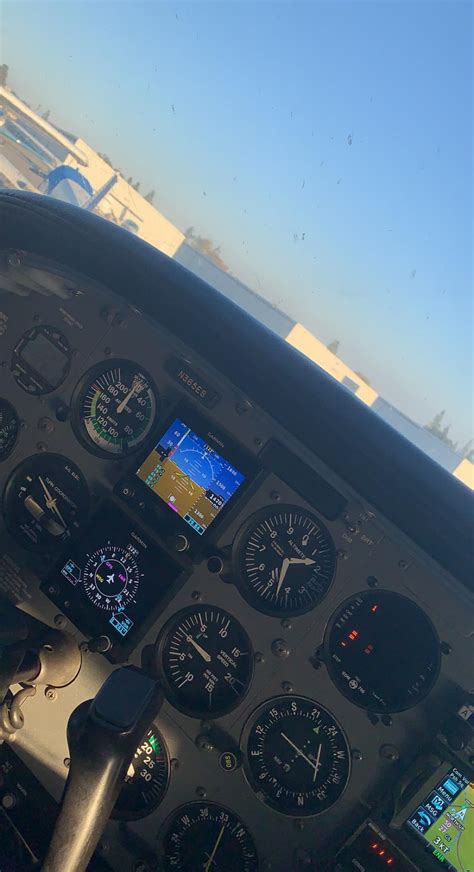 Garmin Displays (G5) on our club's Cessna 172 : r/Garmin