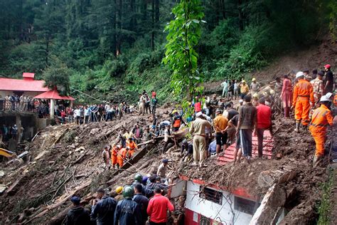 Suben A Los Muertos Por Deslaves E Inundaciones En India La Raz N