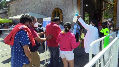 Se quejan morelianos de los filtros sanitarios en panteones Quadratín