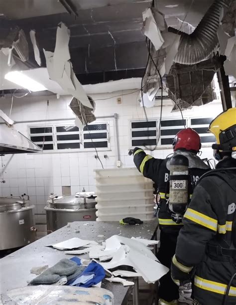 Panela de pressão industrial explode e causa queimaduras em trabalhador