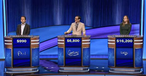 Ken Jennings lets Jeopardy! contestant 'keep guessing' Daily Double ...