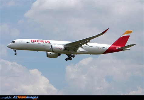 Airbus A Iberia Ec Mxv Airteamimages