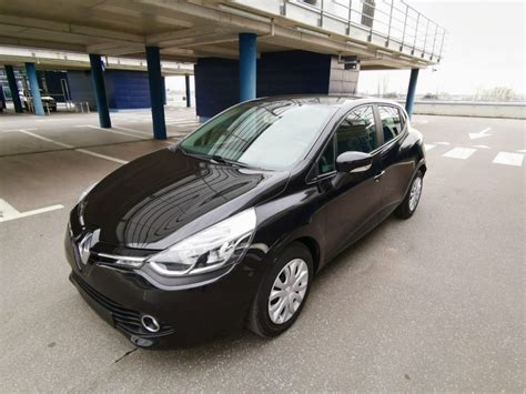 Renault Clio DCi 90 NAVIGACIJA TOP STANJE LED 2013 God