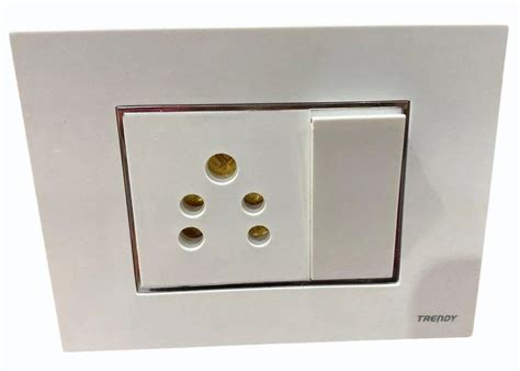 6a Carlin Modular Switch Socket Combination At Rs 30 In Kanpur Id 2852771638555