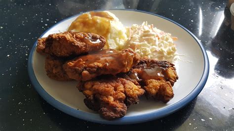 Buttermilk Fried Chicken With Mash Gravy And Coleslaw Dining And Cooking