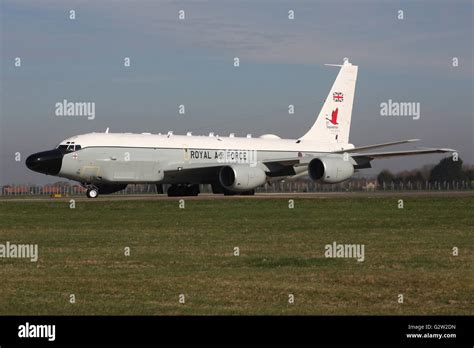 BOEING ROYAL AIR FORCE RAF RC135 AIR SEEKER Stock Photo - Alamy