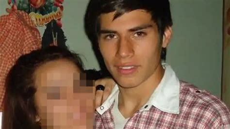 “te Tirás O Te Tiro” Encontró A Su Hija De 14 Años En La Cama Con Su