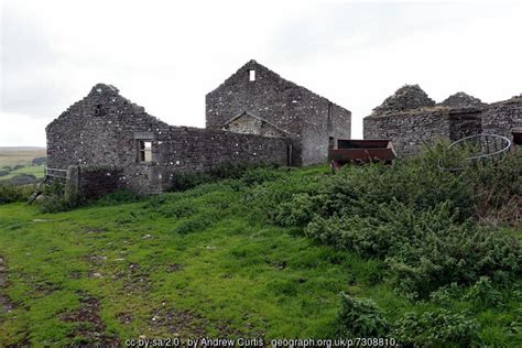 Ruined Farm Of Bewdley Andrew Curtis Cc By Sa 2 0 Geograph Britain