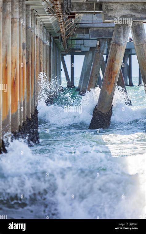 Venice Beach Pier Los Angeles Ca Stock Photo Alamy