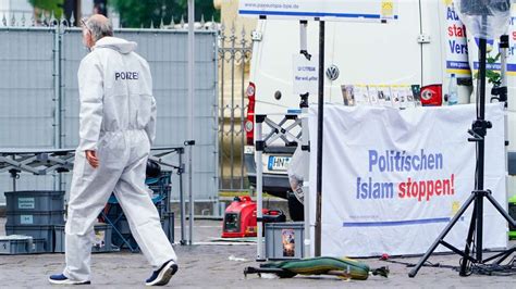 Messerangriff In Mannheim Polizist In K Nstlichem Koma St Rzenberger