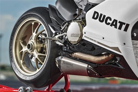 Ducati Reveals 1199 Panigale Superbike In Naked Photo Autoevolution