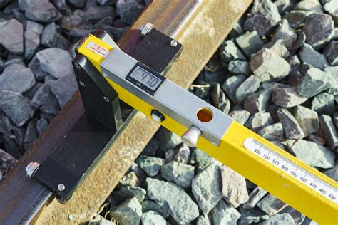 Railroad Tools And Solutions Inc Laser Ohl Height And Stagger Gauge