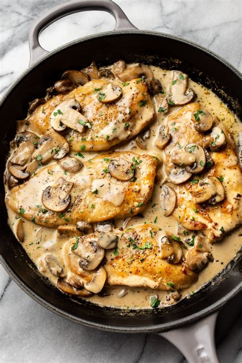 This Skillet Creamy White Wine Mushroom Chicken Recipe Has A Buttery White Wine Cream Sauce That