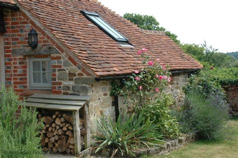 Traditional South Downs Holiday Cottage Sleeps 4 Stopham Nr