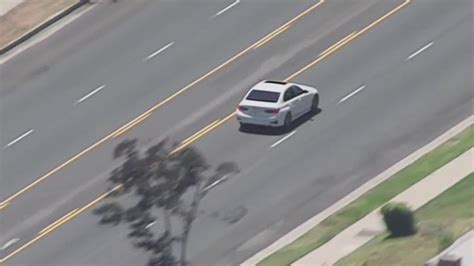 Video Driver Carjacks 3 Vehicles And Leads Dangerous Pursuit Nbc Los Angeles