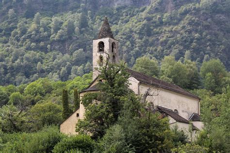 Kirche Chironico Gotteshaus Katholisch Baujahr Ursprun Flickr